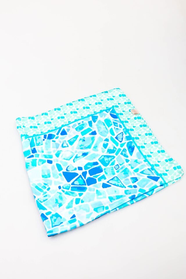 Foulard bleu pastel